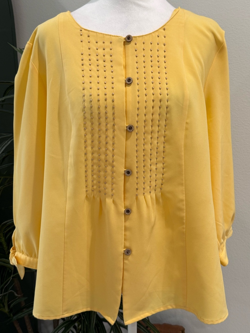VTG Kathy Che 80s 90s Stretch Yellow Pintuck Beaded Blouse Tie Cuff XL